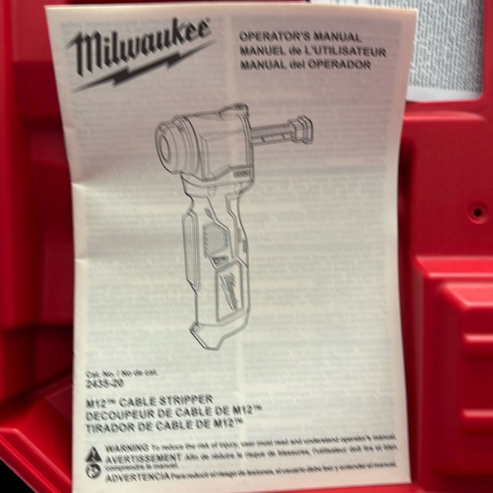 Milwaukee m12 - cable stripper…